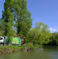 limpieza río