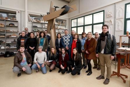 Presentación de la escultura Gora