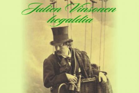 Julian Vinsonen hegaldia