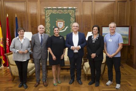 Recepción alcalde colegios
