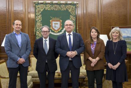 Reunión con la Fundación LaCaixa.