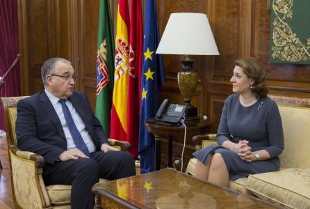 embajadora rumanía