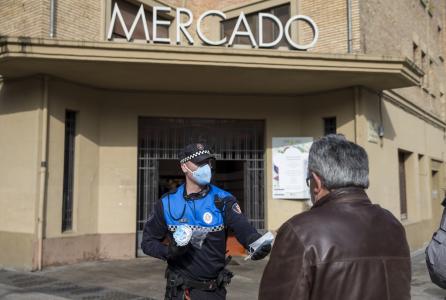 reparto mascarillas