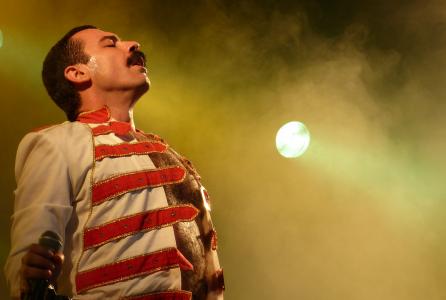 tributo queen