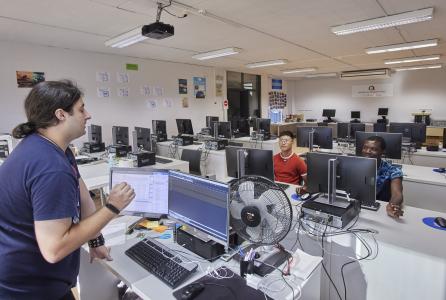 _q5a6688ciberaula22-08-16.jpg