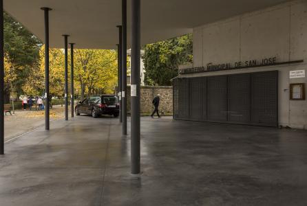 cementerio de pamplona en otoño