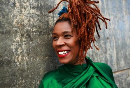 CARMEN SOUZA