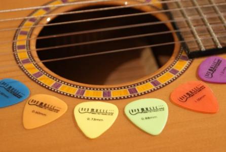 guitarra-870x480.jpg