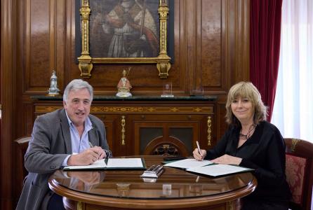 Firma convenio panteón municipal