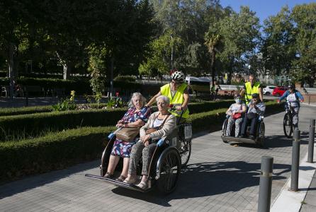 foto paseos en triciclo