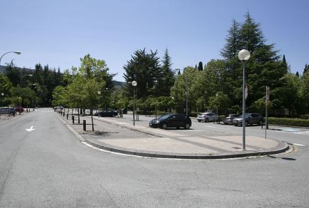 acceso cementerio 