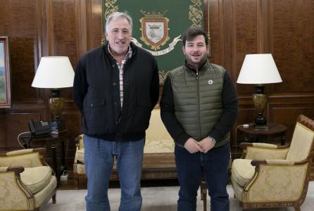 foto reunión alcalde Orkoien