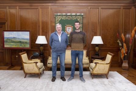 1_reunion_con_el_alcalde_de_berriozar_dsc_9443.jpg