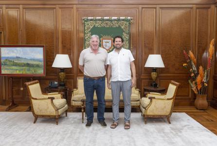 reunión con el alcalde de Villava