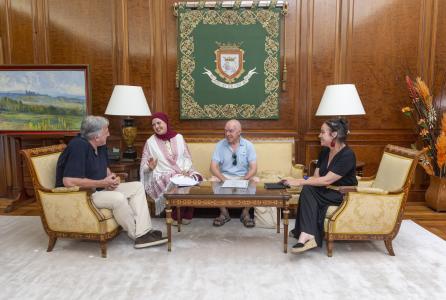 3_reunion_alcalde_con_ola_arafat.jpg
