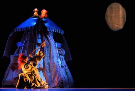 EL GRAN TRAJE - LASAL TEATRO